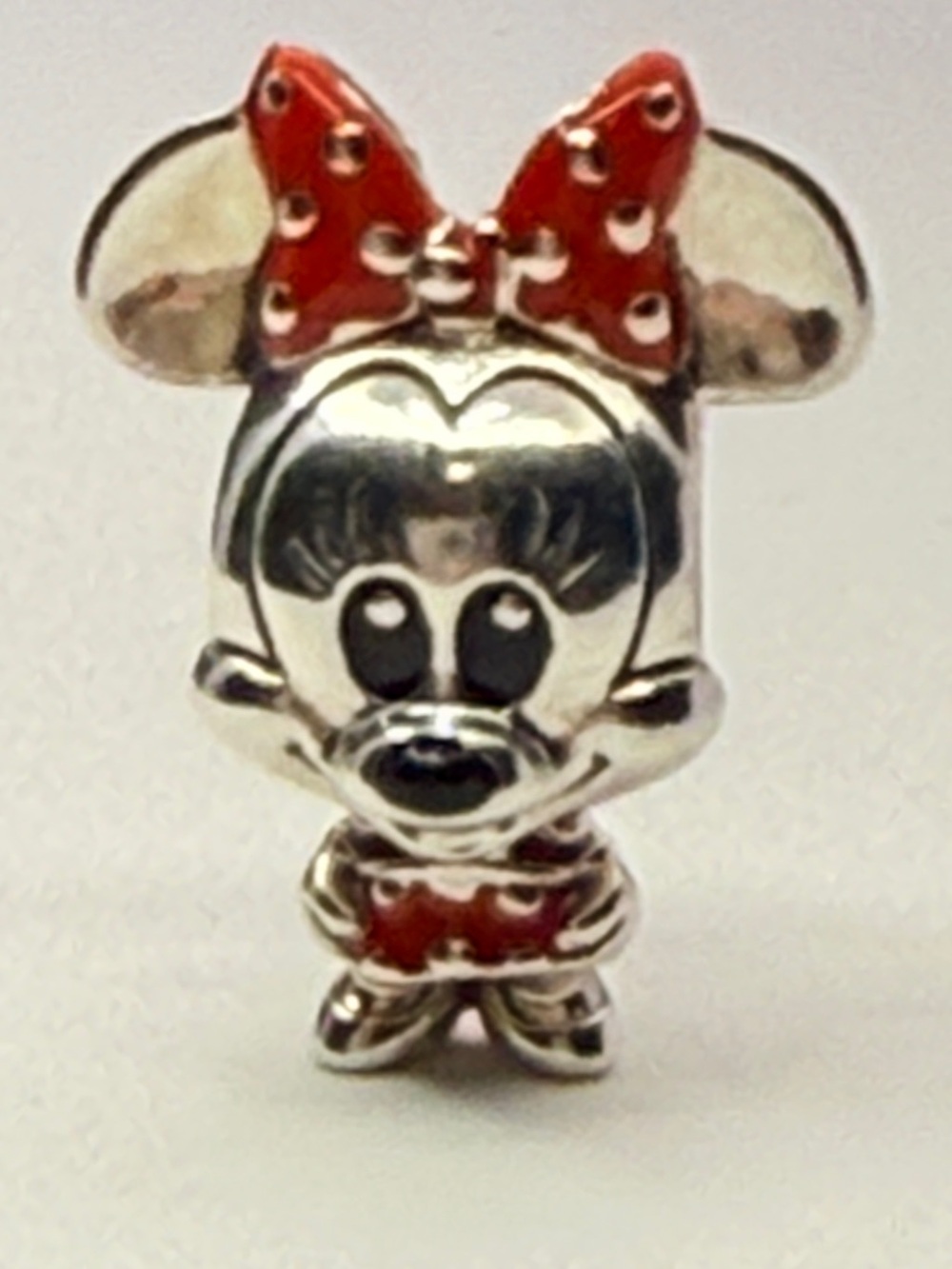 Pandora Disney Minnie Mouse Charm Red Bow Enamel 925 ALE